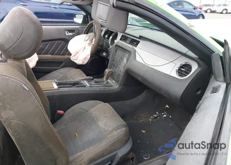 2013 Ford Mustang V6 Premium from USA, damaged, VIN 1ZVBP8EM8D5223374